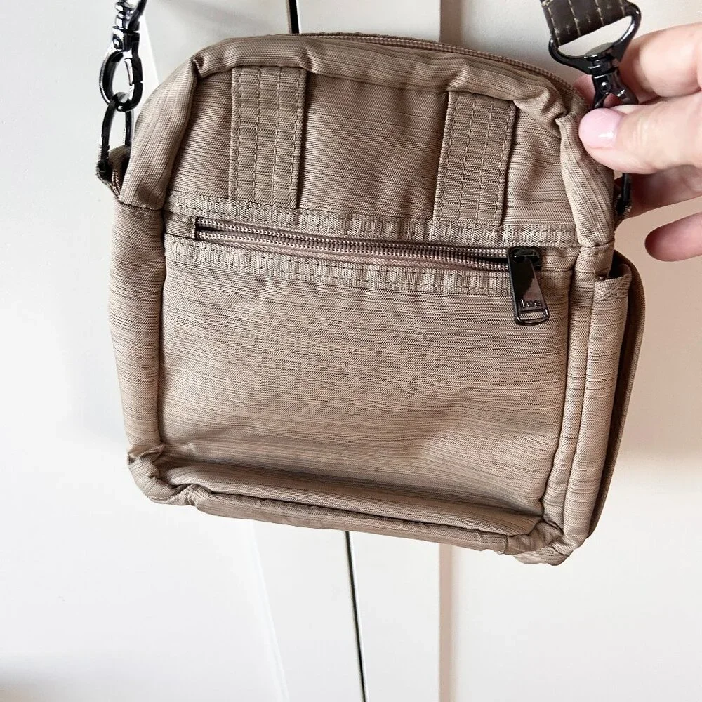 Lug Flapper SE Convertible Crossbody Tan Bag - Picture 7 of 16